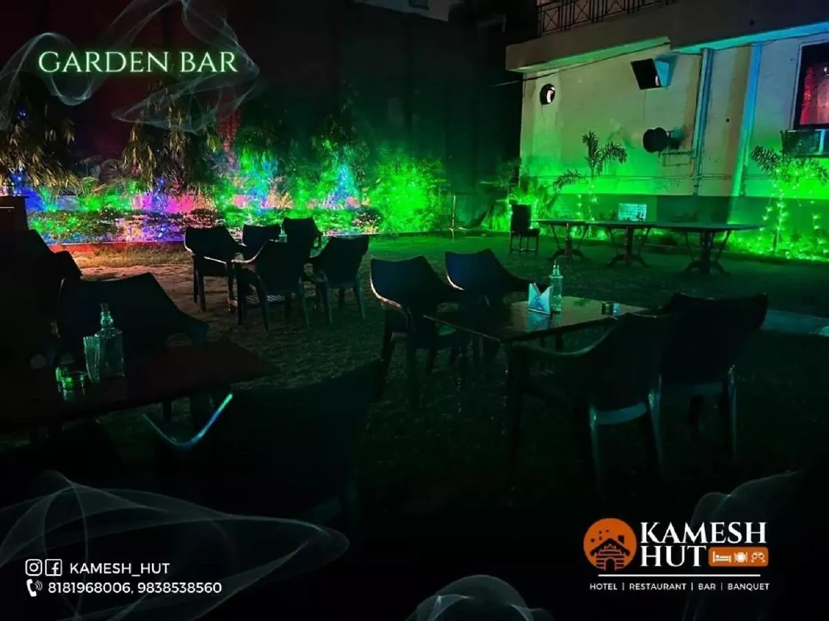 Hotel Kamesh Hut, Váránasí 4*,